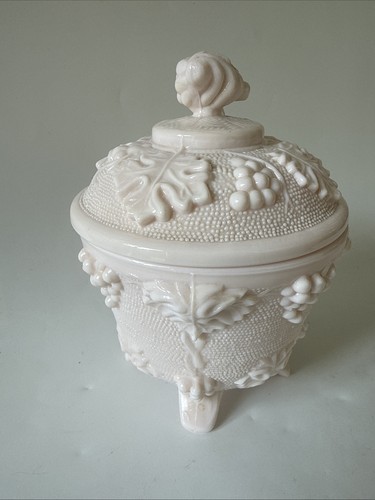 Jeanette shell pink milk glass - pink,